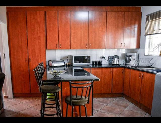 3 BEDROOM PROPERTY TO RENT IN DALPARK EXT 1
